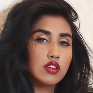 Scarlett Rose, 31 (模特)