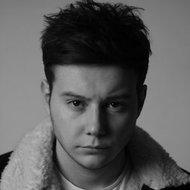 Scott Dicks, 31 (Pop Singer)