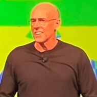 Scott Galloway, 60 (Ведущий телешоу)