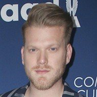 Scott Hoying, 34 (Popsänger)