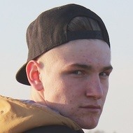 Scrille, 24 (YouTube Star)