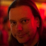 Sean Munger, 53 (Romanziere)