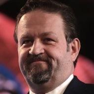 Sebastian Gorka, 55 (政治家)
