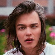 Sebastián Peñaloza, 30 (Cantante Pop)