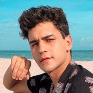 Sebastián Silva, 31 (Attore TV)