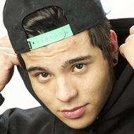 Sebastián Villalobos, 28 (YouTube明星)