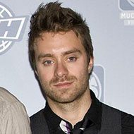Sebastien Lefebvre, 42 (Nghệ sĩ guitar)