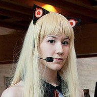 SeeU, 22 (Cosplayer)