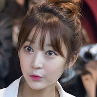 Seo Hye-lin, 30 (流行歌手)