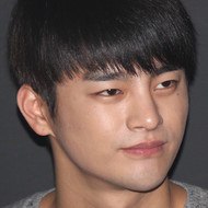 Seo In-guk, 36 (Cantante pop)