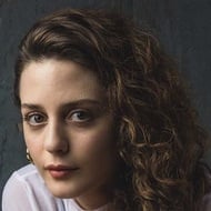 Seren Şirince, 33 (Movie Actress)