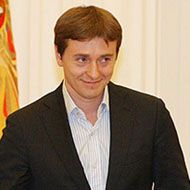 Sergey Bezrukov, 50 (电影演员)