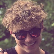 Seth Briggs, 21 (Estrella de TikTok)