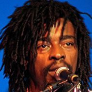 Seu Jorge, 53 (Cantora de música mundial)