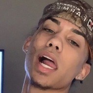 Sewshiii, 24 (TikTok明星)