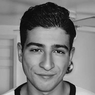 Shak Ghacha, 28 (電視演員)