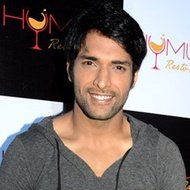 Shaleen Malhotra, 35 (电视演员)