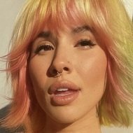 Shanley McIntee, 34 (Реальная звезда)