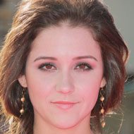 Shannon Woodward, 40 (电视女演员)
