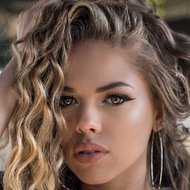 Shari Marie Alston, 25 (Instagram Star)