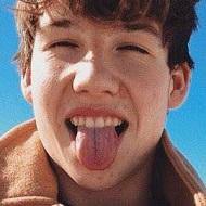 Shawn Beaton, 26 (YouTube明星)