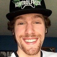 Shawn Osuch, 31 (Star di YouTube)