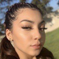 SheAngel, 25 (TikTok明星)