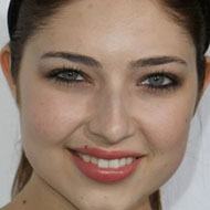 Shelby Young, 33 (TV Actress)