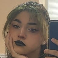 Shiarctic, 18 (TikTok Star)