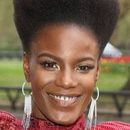 Shingai Shoniwa, 44 (Rocksänger)
