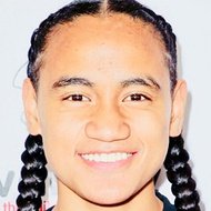 Siaki Sii, 20 (Acteur de télévision)