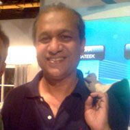 Siddhartha Basu, 70 (Người dẫn chương trình)