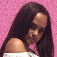 Sienna Ribeiro, 21 (TikTok Star)
