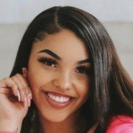 Sierraslaays, 22 (TikTok Star)