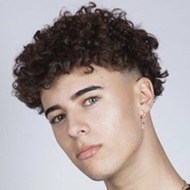 Sieteex, 21 (TikTok Star)