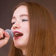 Sigrid Raabe, 29 (World Music Singer)