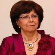 Silvia Gasparovicova, 83 (Esposa De Político)
