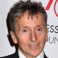 Simon Doonan, 71 (Stilista di moda)