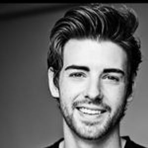 Simon Gordon, 35 (Stage Actor)