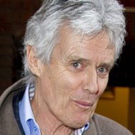 Simon Williams, 79 (Actor de Televisión)