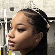 simplykamarea, 21 (TikTok明星)