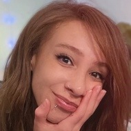 simssav, 32 (YouTube Star)
