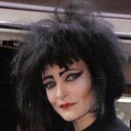 Siouxsie Sioux, 68 (Chanteur de rock)