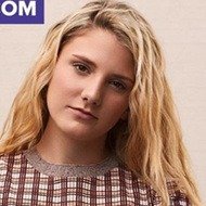 Skylie Thompson, 21 (Pop Singer)