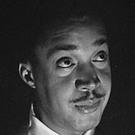 Slam Stewart (1914 - 1987) (贝斯手)