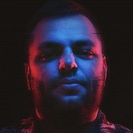 Slobodan Veljkovic, 40 (说唱歌手)