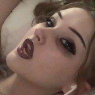 sluttyfairy, 20 (TikTok Star)