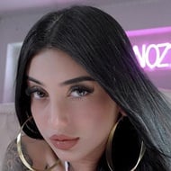 Sofi Muñoz, 26 (YouTube Star)