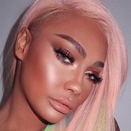 Sonjdra Deluxe, 36 (YouTube明星)