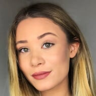 Sophia Brown, 24 (YouTube明星)